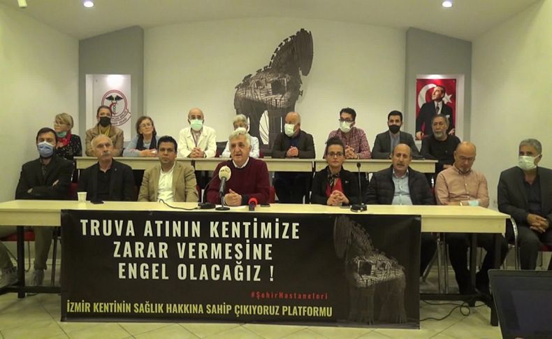 İzmir’de meslek örgütlerinden ‘Şehir Hastanesi’ çıkışı