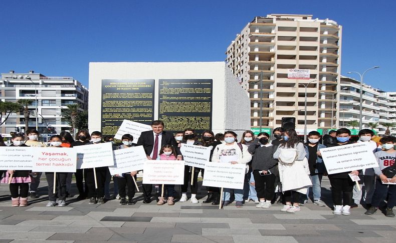 Karşıyaka'da 'Dünya Çocuk Hakları Günü' unutulmadı
