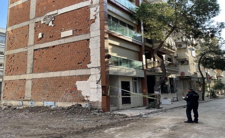 Arsa sahibinden 'bina kayması' hakkında açıklama: Bina devrilebilirdi