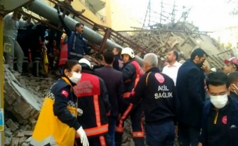 Malatya'da iki katlı bina çöktü: Yaralılar var