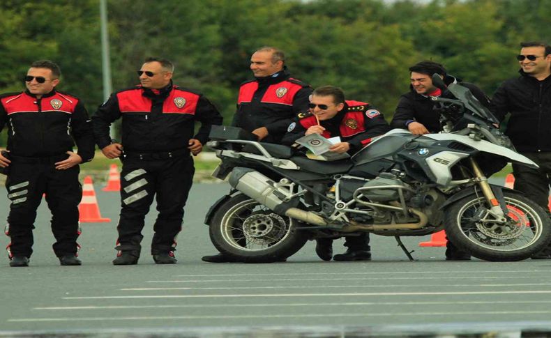 Motosikletli polisleri yetiştirecek eğiticilere kurs verildi