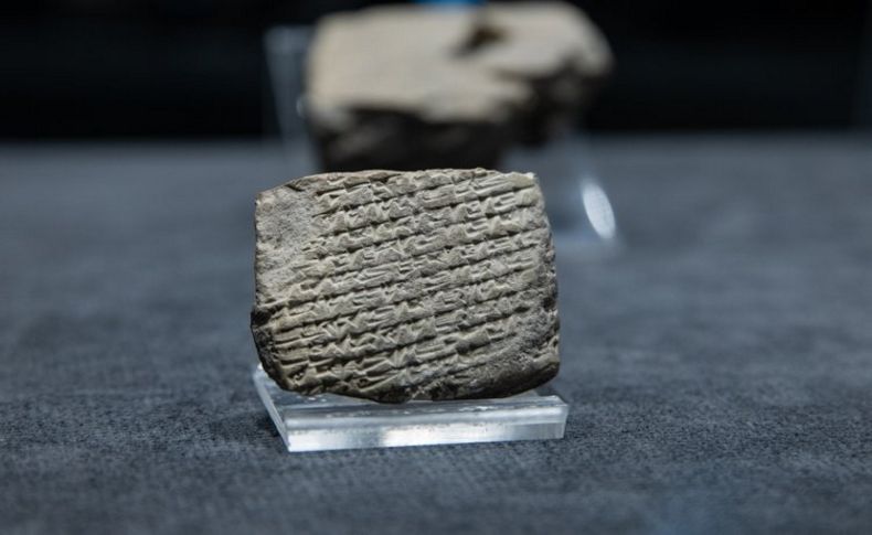 3 bin 500 yıllık tabletler İzmir'de sergileniyor
