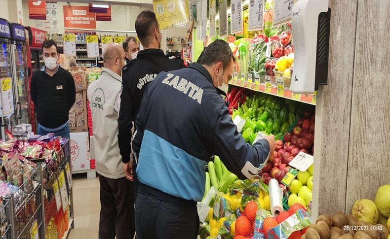 Bayraklı zabıtasından yılbaşı denetimi