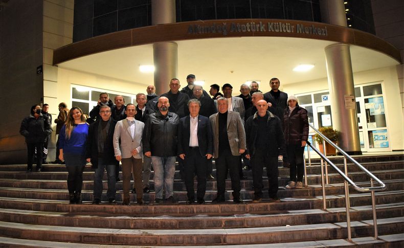 Bornova’da Girit gecesi