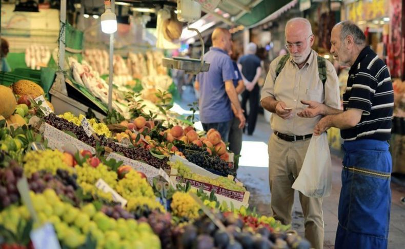 Enflasyon ve kur beklentisi yükseldi