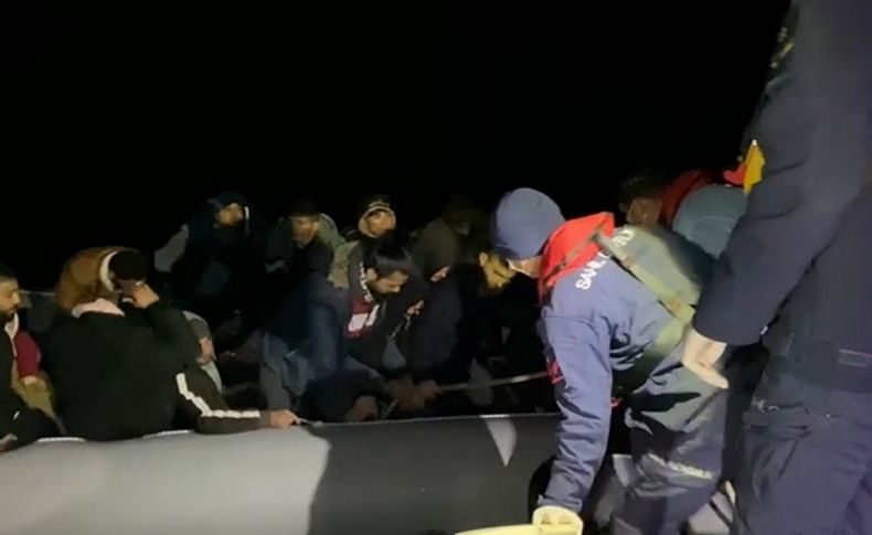İzmir açıklarında 92 düzensiz göçmen kurtarıldı