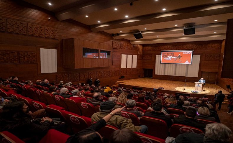 İzmir Uluslararası Mizah Festivali başladı