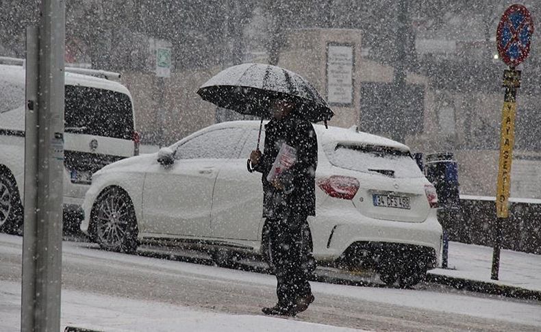 Karlı hafta başladı! Donacağız...