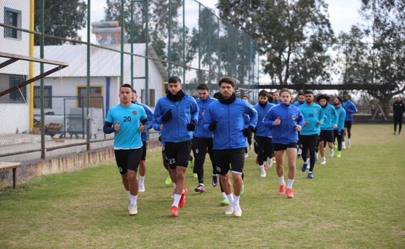 Menemenspor galibiyet peşinde