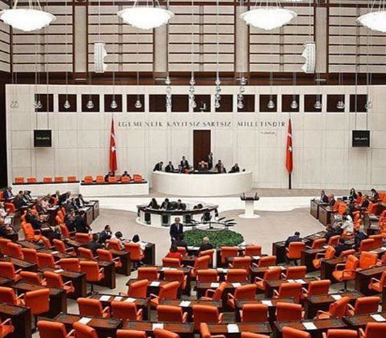 CHP'den 'Cumhurbaşkanına hakaret' maddesi için teklif