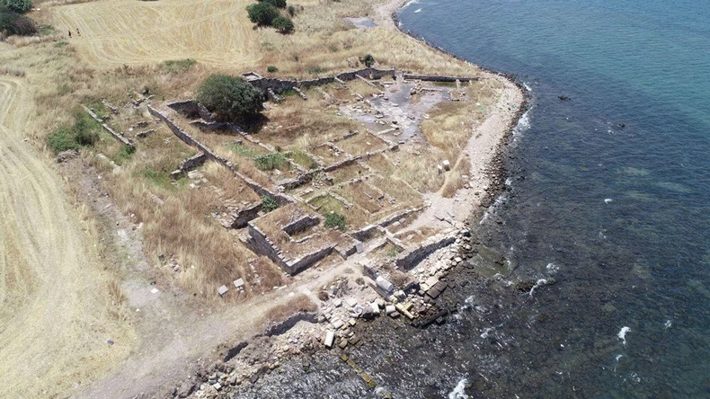 CHP’li Bakan: Kyme Antik Kenti’nin tahrip edilmesine kim sebep oldu?