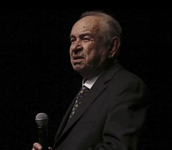 Duayen sanatçı Kuruç hayatını kaybetti