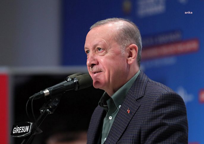 Erdoğan: Muhalefetin tek gündemi kimin nereye hangi sırayla oturacağı