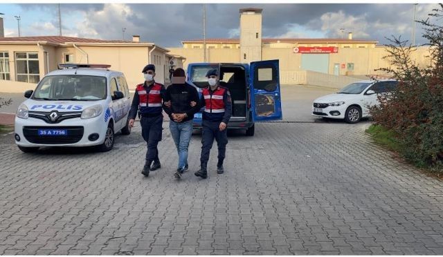 İzmir'de suçüstü yakalanan hırsız tutuklandı