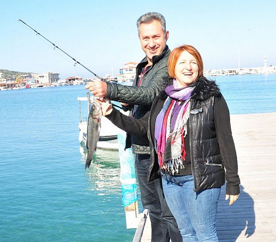 Karaburun'da levrek avı yarışması