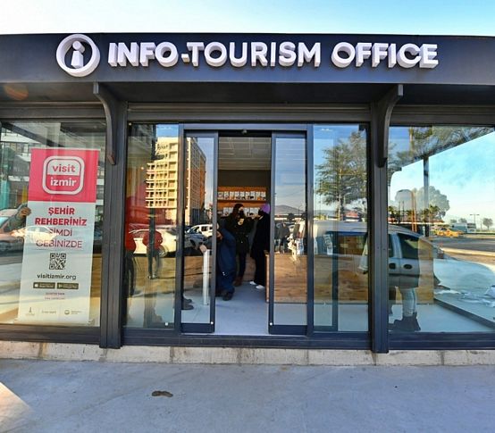 Konak’ta Turizm Bilgilendirme Ofisi açıldı