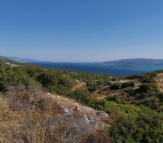 Sit alanına yalnızca 10 metre mesafede: Cennet köşede tarihin kalbine dinamit!