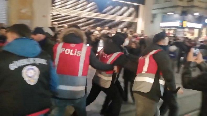 Taksim’deki ‘Enes Kara’ eylemine polis müdahalesi