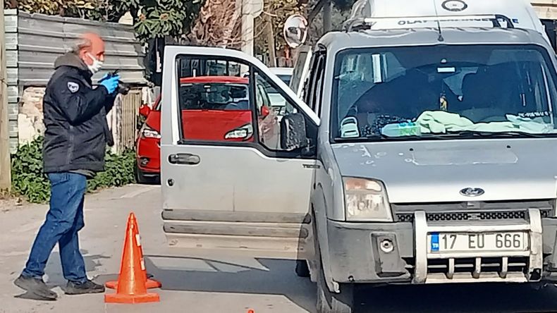 İzmir'de dehşet! Silahlı saldırıya uğrayan kişi hayatını kaybetti