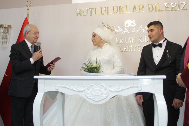 Kılıçdaroğlu nikah şahidi oldu