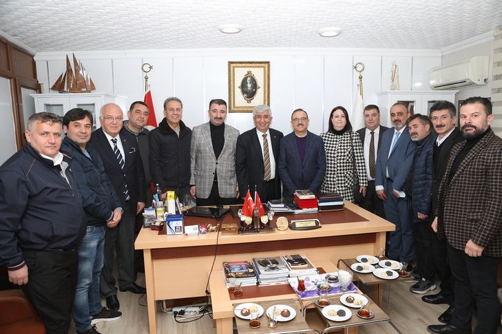 AK Partili Sürekli'den esnaf odalarına ziyaret: Sorunların takipçisiyiz