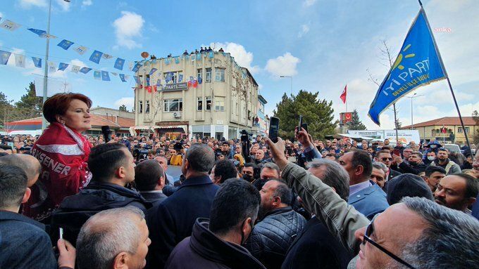 Akşener: Bu arkadaşları göndereceğiz, tıpış tıpış gidecekler