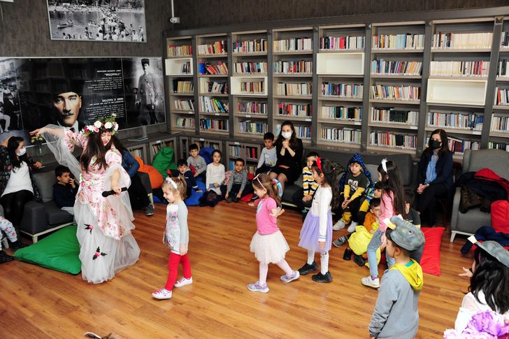 Balçovalı çocuklara Kütüphane Haftasında eğlenceli etkinlik