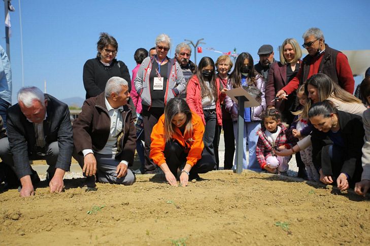 Efes Tarlası Yaşam Köyü’nde 2. Tohum Takas Şenliği