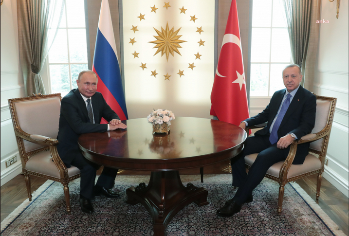 Erdoğan, Putin ile görüştü; Kritik müzakere kararı