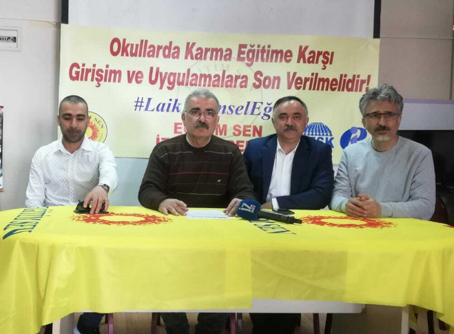 'Haremlik selamlık' talimatı veren müdürün göreve iadesine İzmir'den tepki