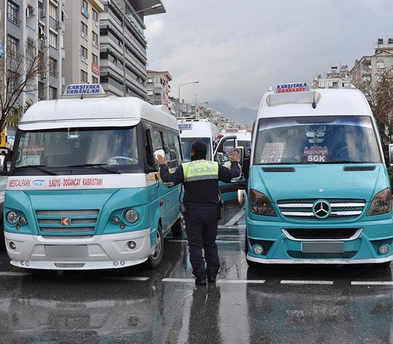 İzmir'de minibüs ücretlerine yüzde 50 zam