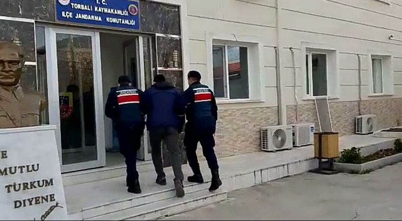İzmir'de terör propagandası yapanlara operasyon