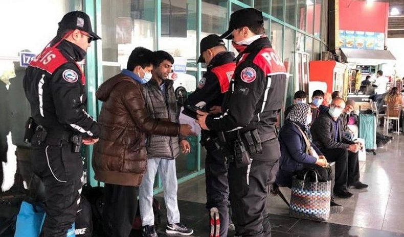 İzmir Otogarı'nda asayiş denetimi: 3 aranan şüpheli yakalandı