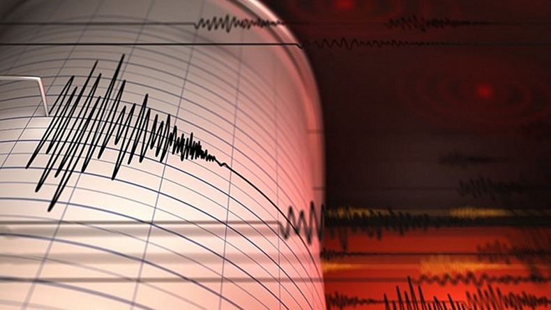 Japonya’da 7.3 büyüklüğünde deprem: Tsunami uyarısı yapıldı