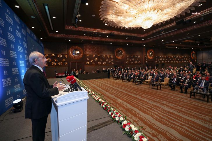 Kılıçdaroğlu'ndan belediye başkanlarına övgü