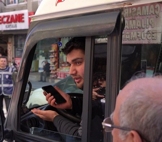 Minibüs şoförü mazot zammı için Babacan'a dert yandı