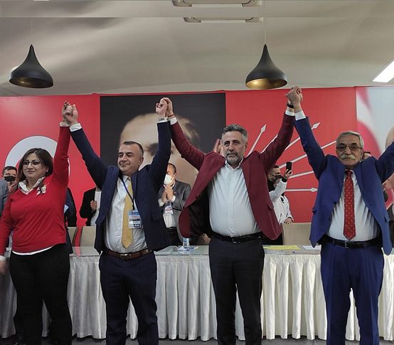 Muhalefet CHP Bayraklı İlçe Kongresi'nin iptali için itiraz etti