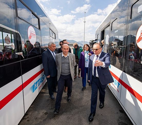 Soyer: Minibüsçü esnafını kurumsallaştırıyoruz! İZTAŞIT yeni adresinde