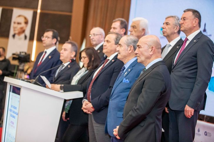 Soyer, CHP'li başkanların toplantısında: İnsanların sabrı tükendi