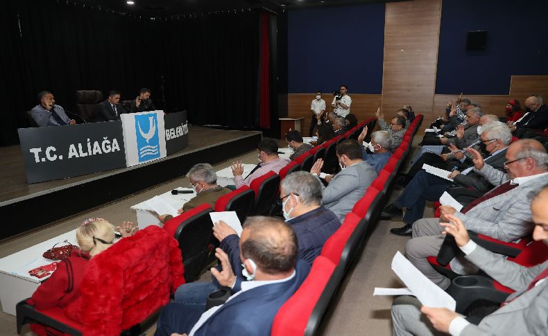 Aliağa Meclisi'nde battı çıktı oy birliği ile kabul edildi