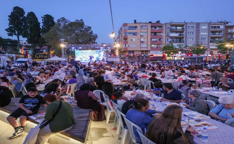 Bucalılar Kadir Gecesi’nde buluştu