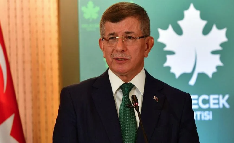'Davutoğlu iftar davetine alınmadı' iddiası