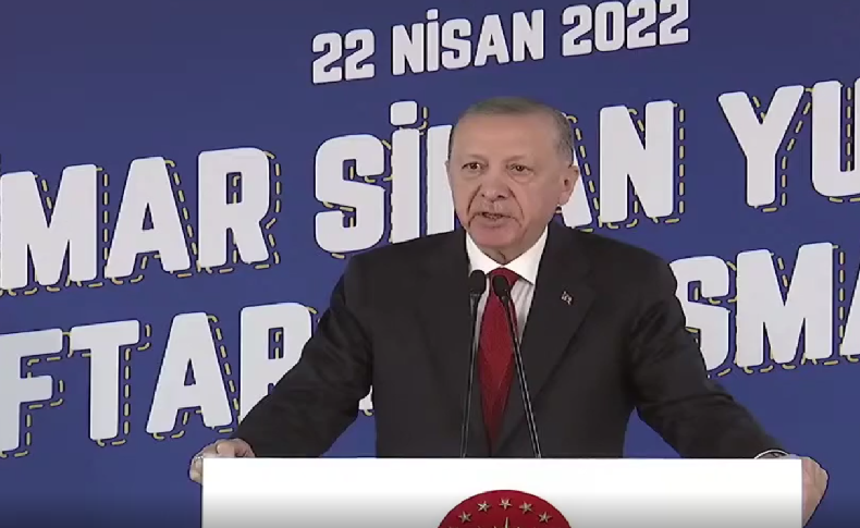 Erdoğan'dan öğrenci burs ve kredileriyle ilgili açıklama