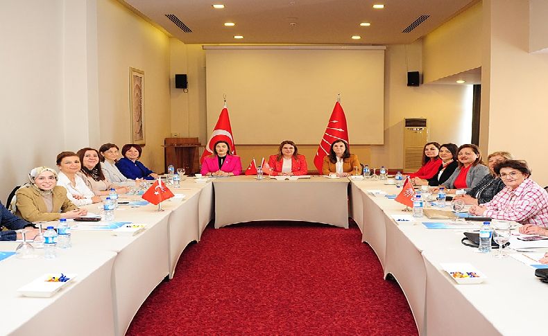 Hazırlıklar tamam; CHP'li kadınlar sahaya iniyor!