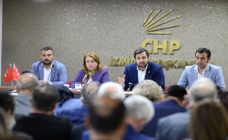 CHP İzmir'den kritik zirve; Yücel'den örgüt ve iktidar mesajları