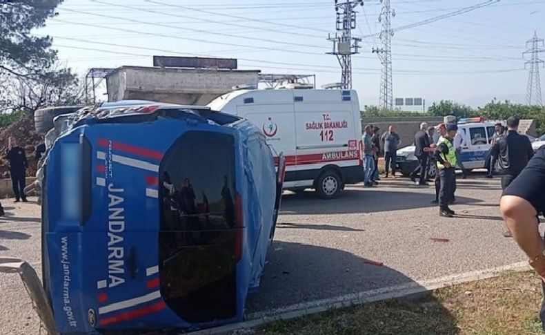 Adana'da kazada yaralanan asker şehit düştü