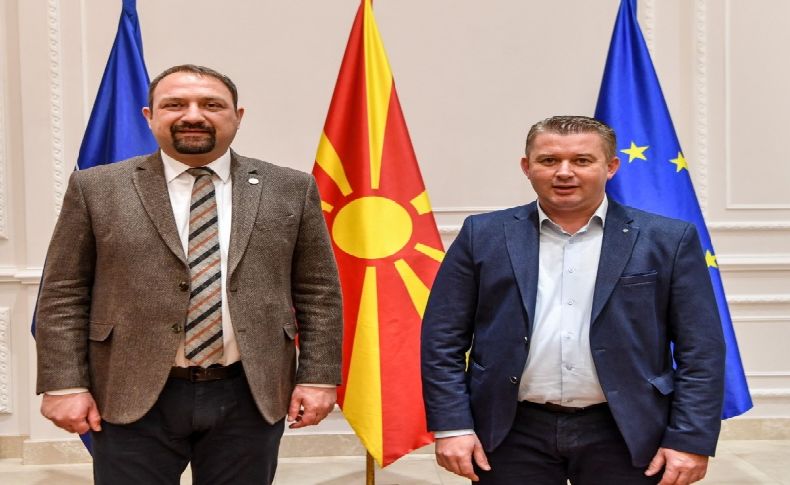 Başkan Gümrükçü'den Makedon kökenli yurttaşlar için 'vatandaşlık' çağrısı