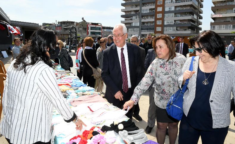 Karabağlar'da Anneler Günü kermesi