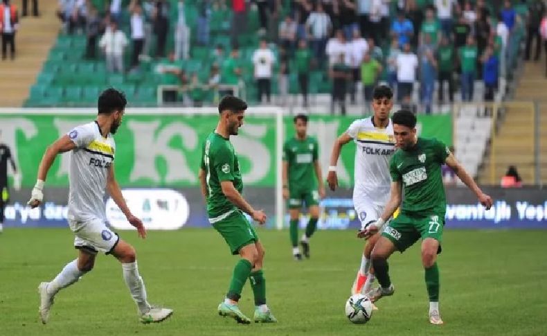 Menemenspor 1. Lig'e mağlubiyetle veda etti