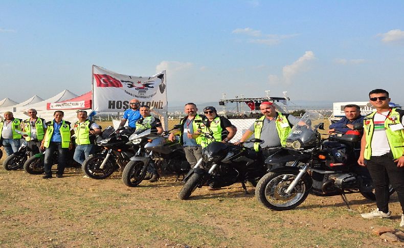 Motosiklet tutkunları Torbalı’da buluştu